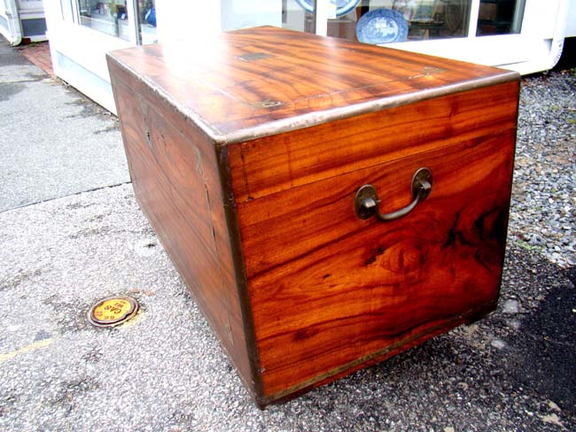 A fine 19th century China Trade period brass inlaid Camphorwood Lift-Top Trunk circa 1830